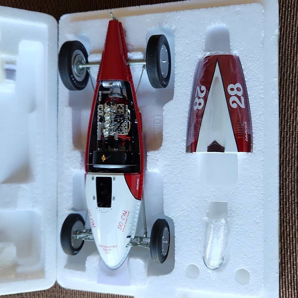 SO-CAL Speed Shop Belly Tanker 1:18 scale